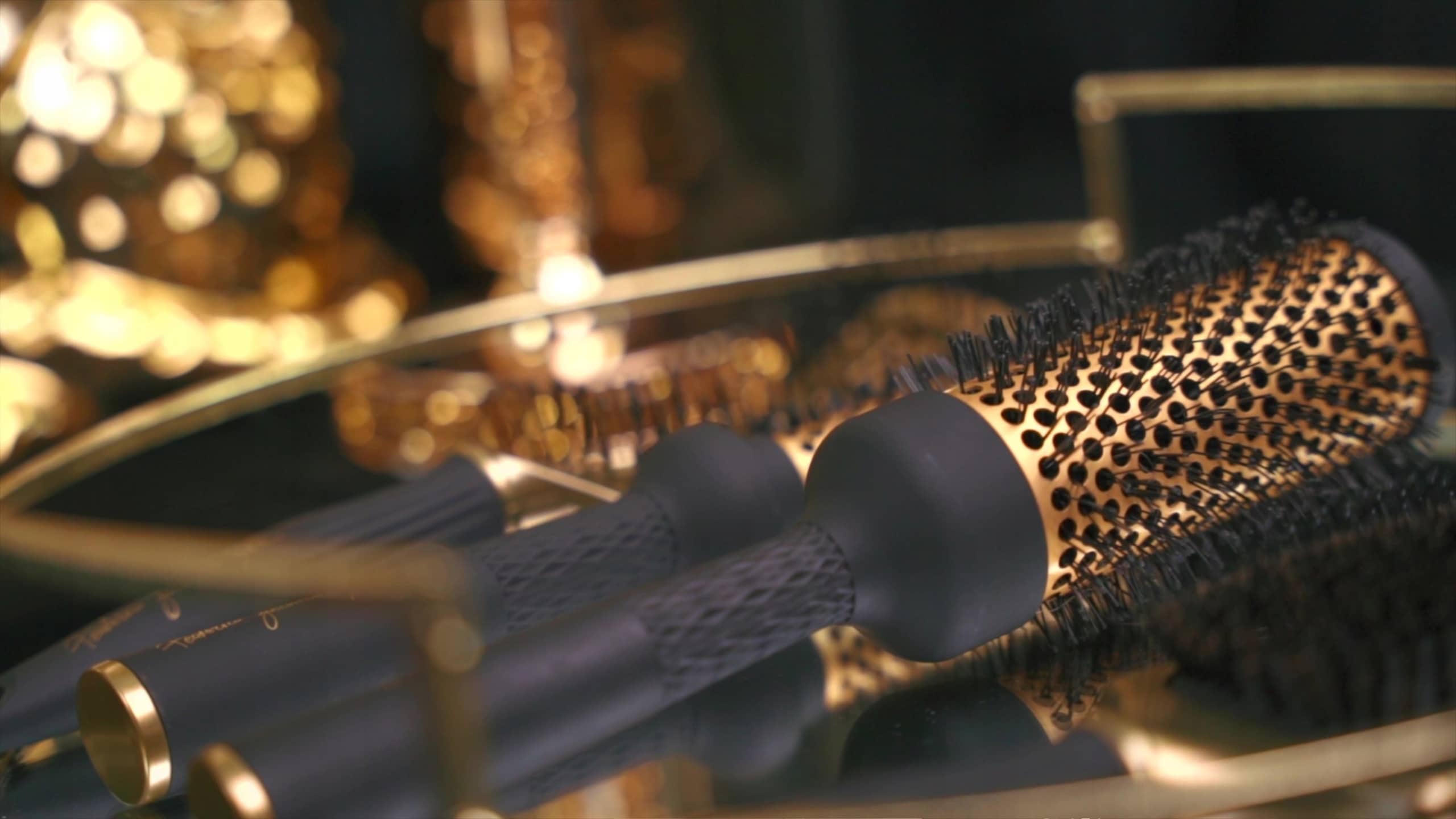 Szczotka do modelowania włosów zaprojektowana przez federico fashion style - obrazek 22